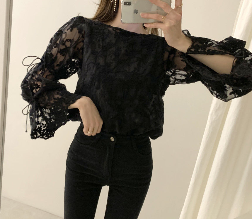 Fashion embroidered lace Tops Elegant Flare sleeve Casual Women blouse