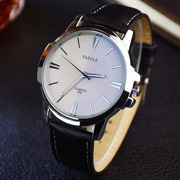 Classic  Fashion Wristwatch New Male Quartz Watch
