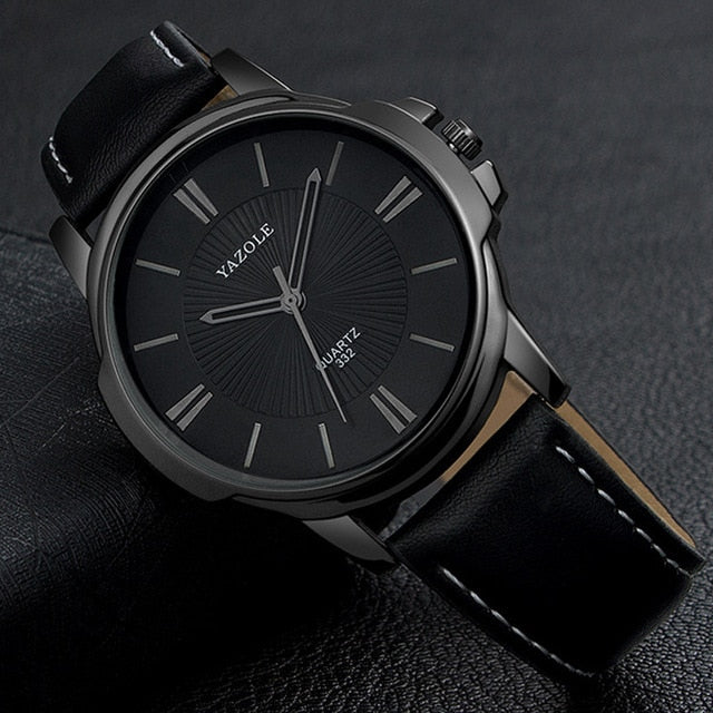 Classic  Fashion Wristwatch New Male Quartz Watch