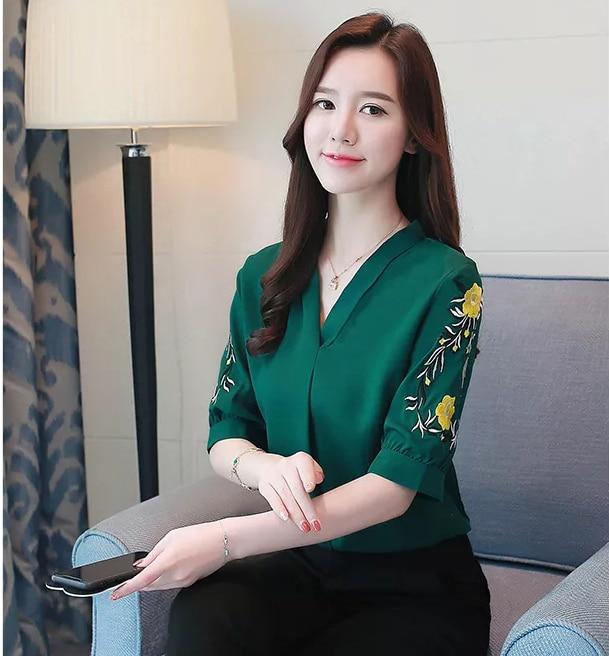 Korean Style Embroidery Chiffon Blouse V-Neck Short Lantern Sleeve